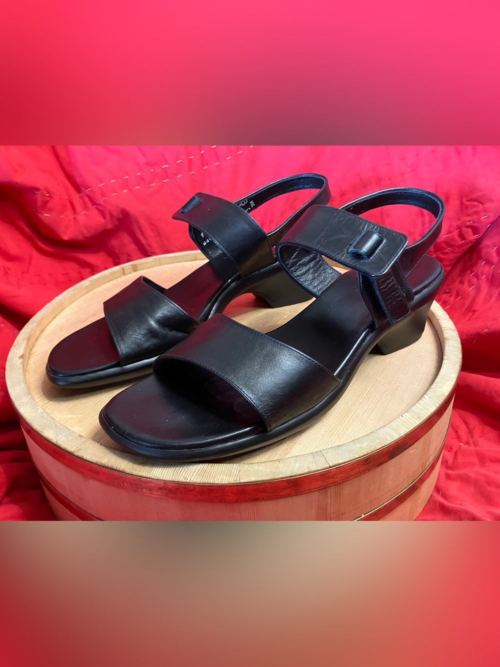 Munro Block Sandal Black Leather Velcro Size 8.5